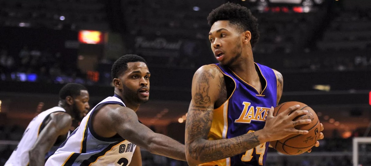 Confiante, Lakers recebe Grizzlies em casa