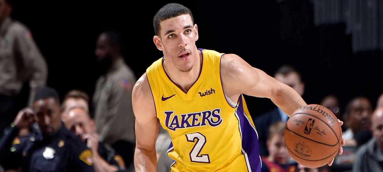 Para embalar de vez, Lakers encara Mavs em Dallas