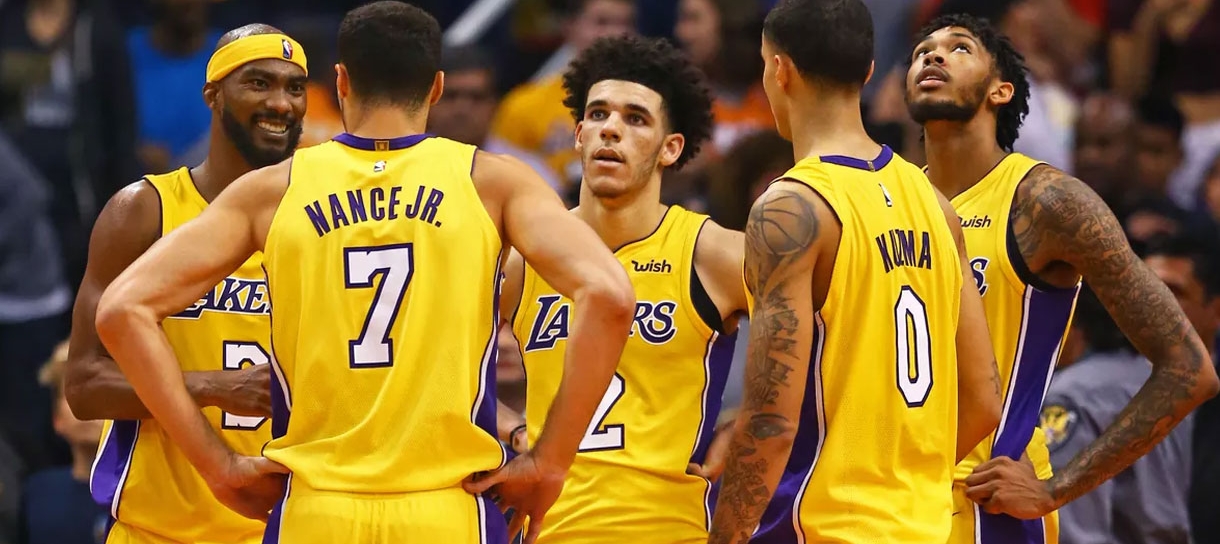 Sem descanso, Lakers recebe em casa o Nets de Russell