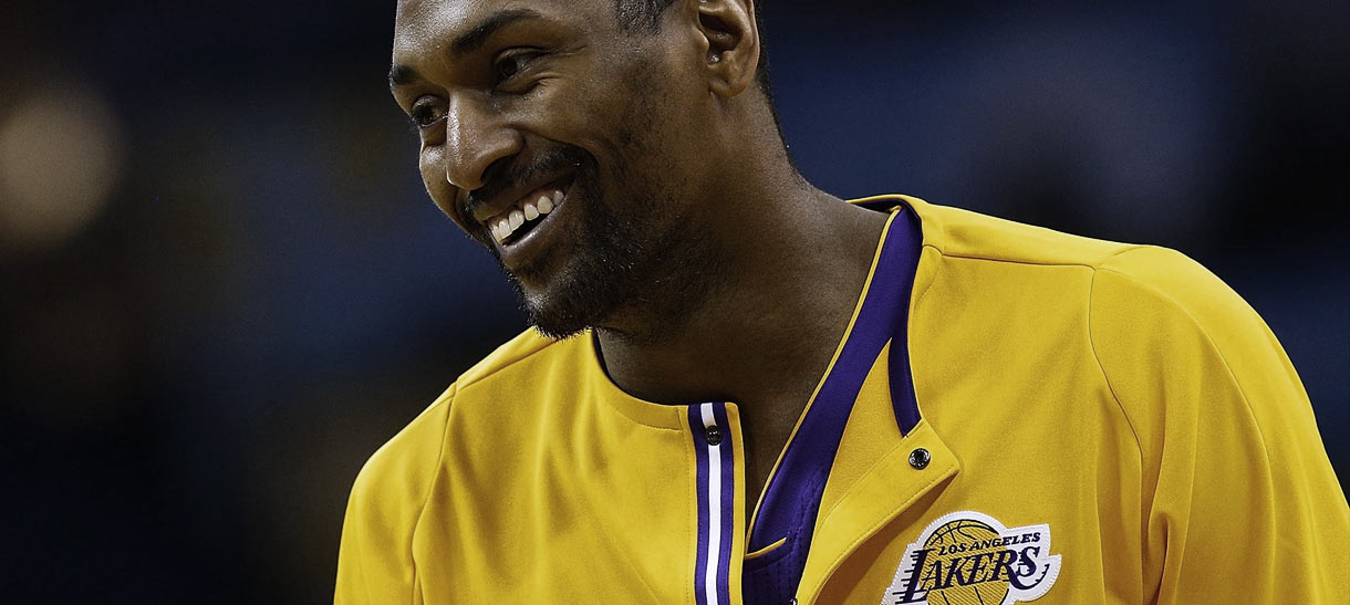NBA: Metta World Peace mostra anel especial do título do Lakers de 2020