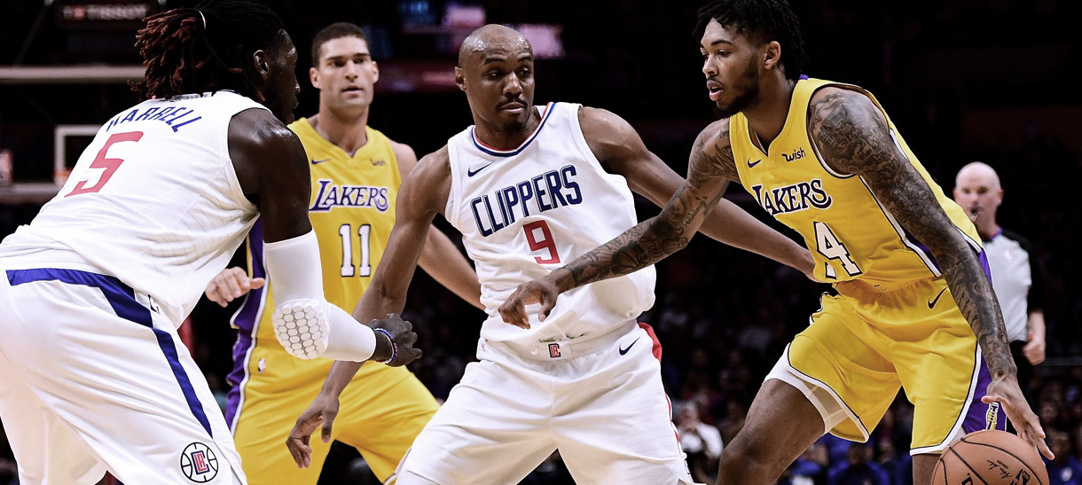 Lakers descansado enfrenta o Clippers em decadência