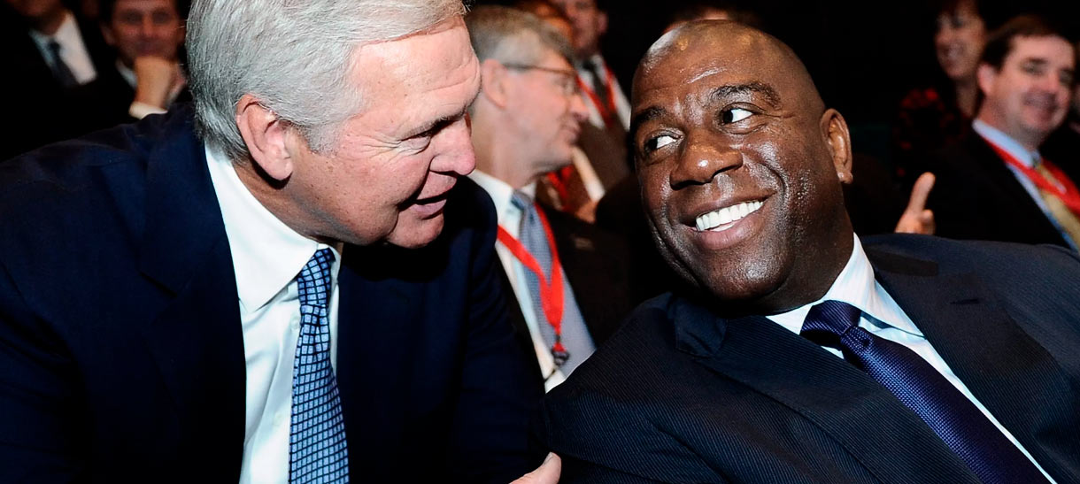 Jerry West comenta pedido de demissão de Magic Johnson
