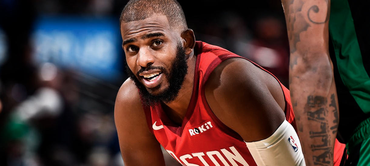 Quem irá ocupar a última vaga no elenco do Lakers?