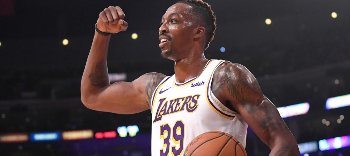 Lakers inicia série na estrada contra o Mavericks
