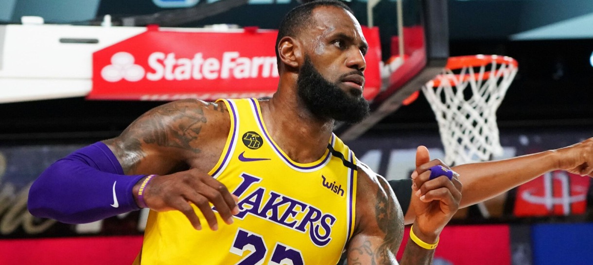 Lakers pode fechar a série contra o Rockets hoje
