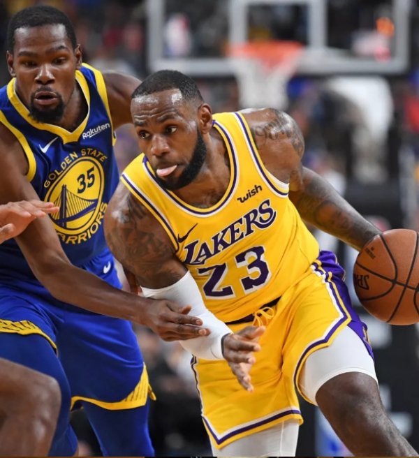 Lakers encerra a pré-temporada contra o Warriors
