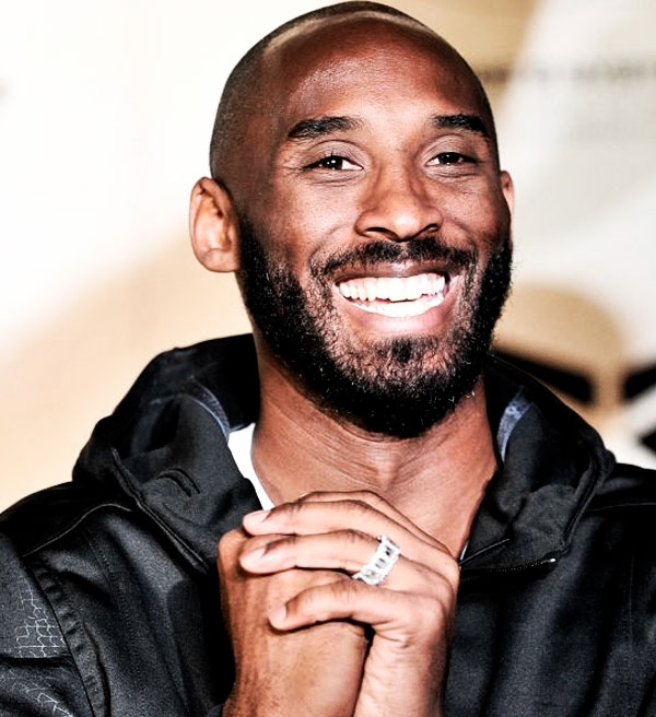 Nike vai lançar as camisas aposentadas de Kobe Bryant