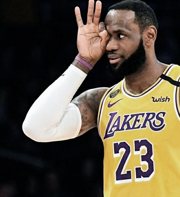 NBA: LeBron James vibra com estatísticas que envolvem o Spurs