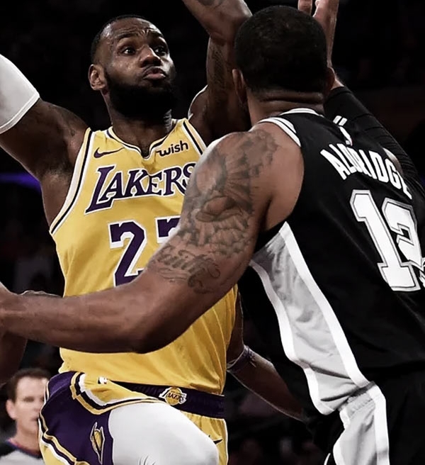 Lakers está de volta a Los Angeles e recebe o Spurs