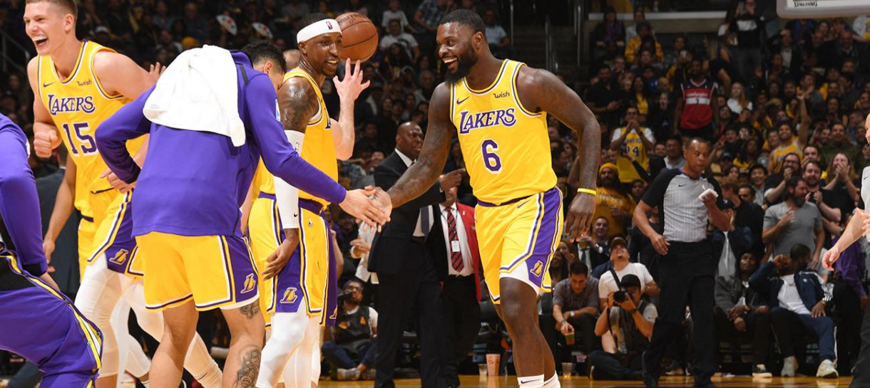 Lakers vence Wizards com tranquilidade 